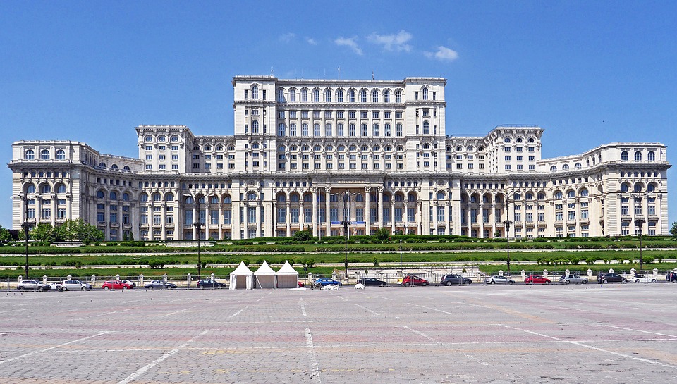 New flights from Gatwick to Bucharest from Wizz Air